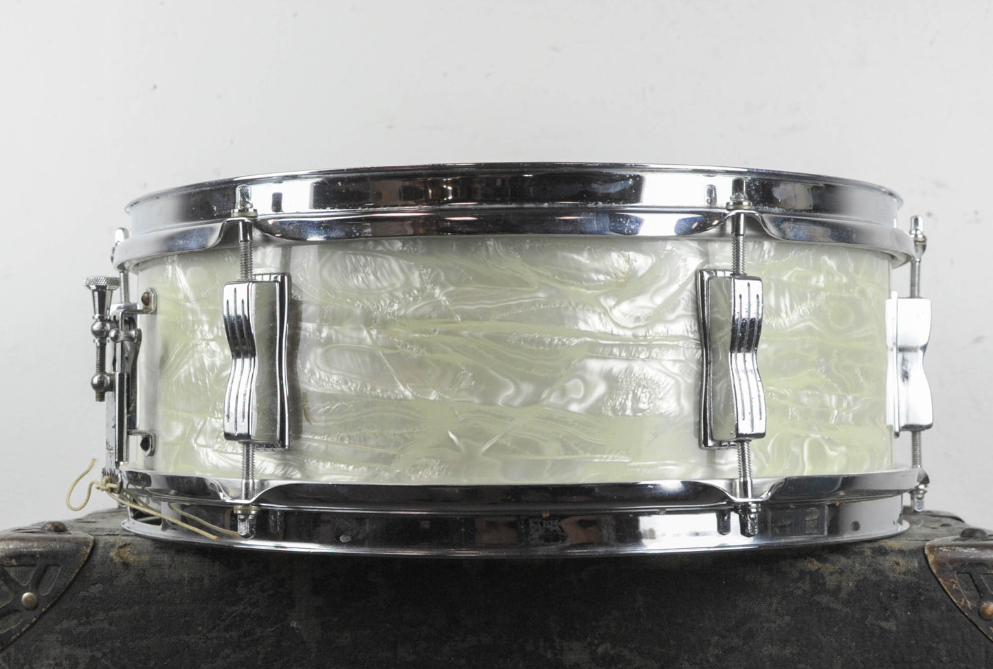 1960s Ludwig 5x14 Pre-Serial White Marine Pearl Pioneer Snare Drum