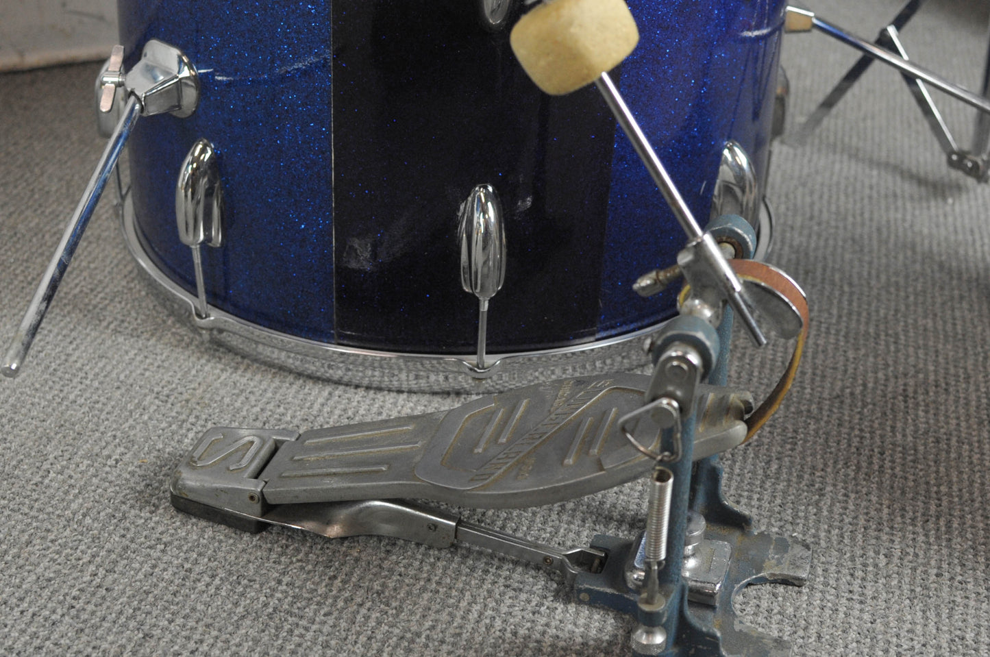 1965 Slingerland "Jet" Sparkling Blue Pearl Drum Set