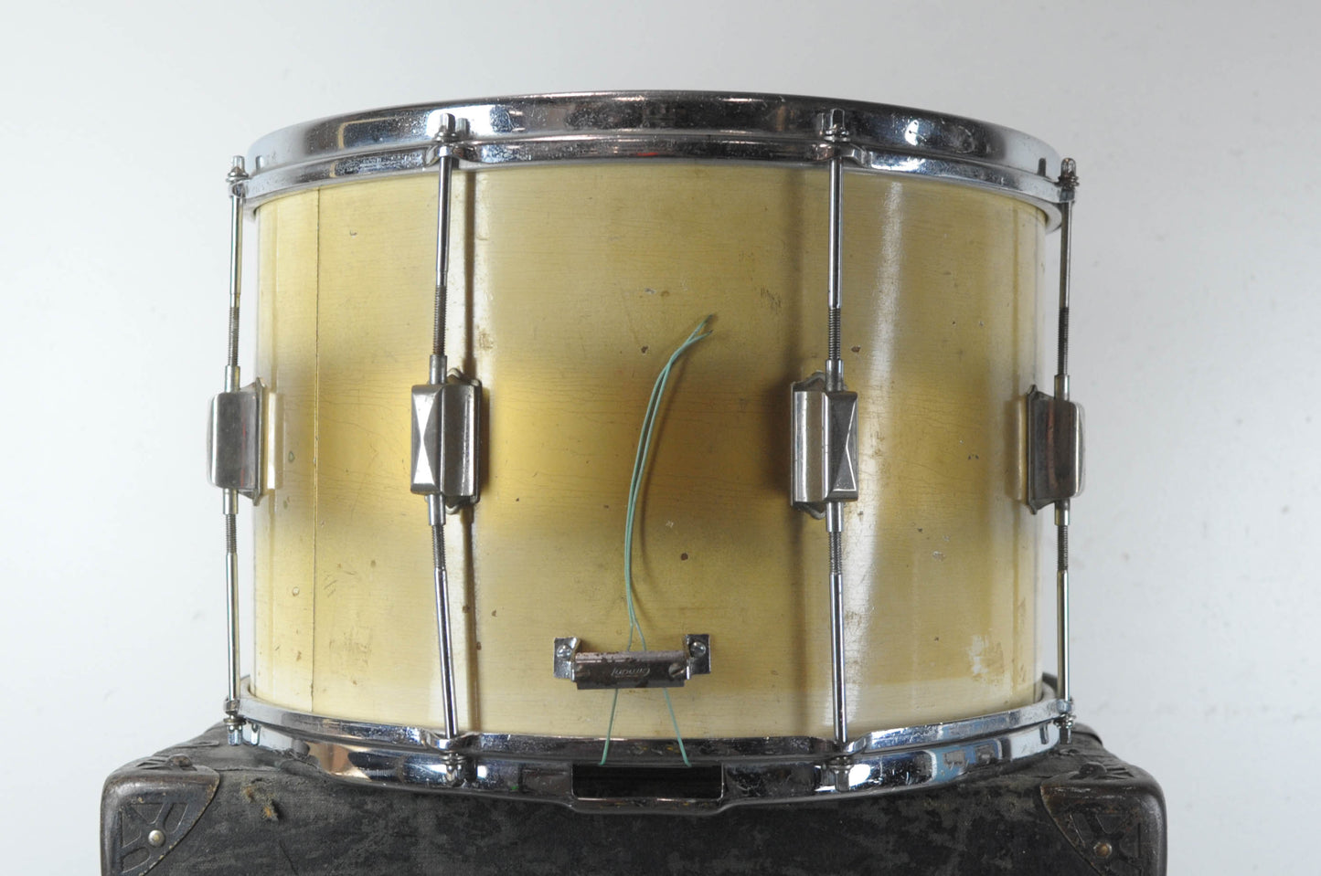 1930s Leedy 10x15 Gold & White Duco Parade Snare Drum