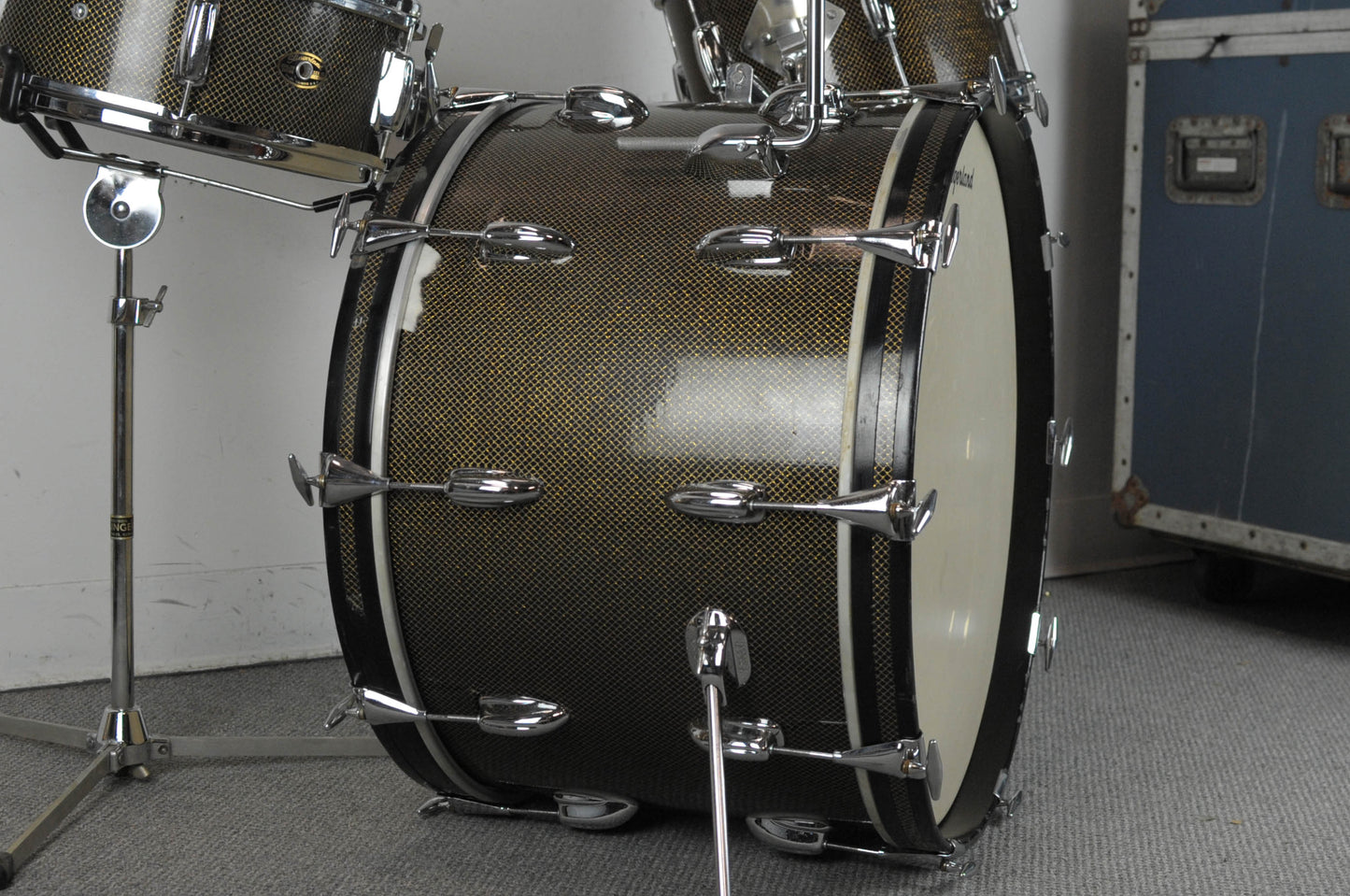 1962 Slingerland Gold Veiled Ebony Pearl Windsor 6N Drum Set