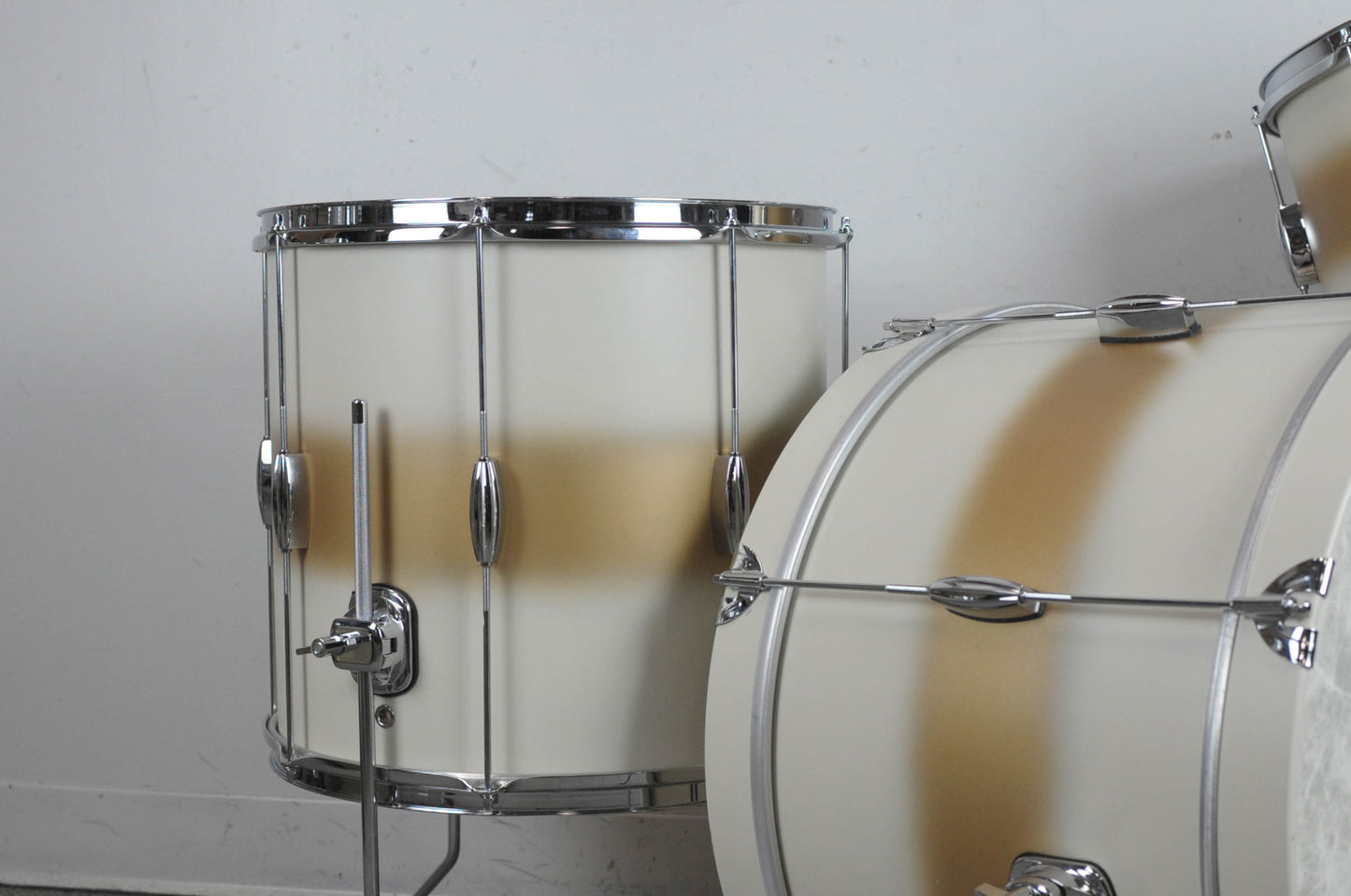 C&C Drum Co Player Date II Antique White & Gold Duco Drum Set