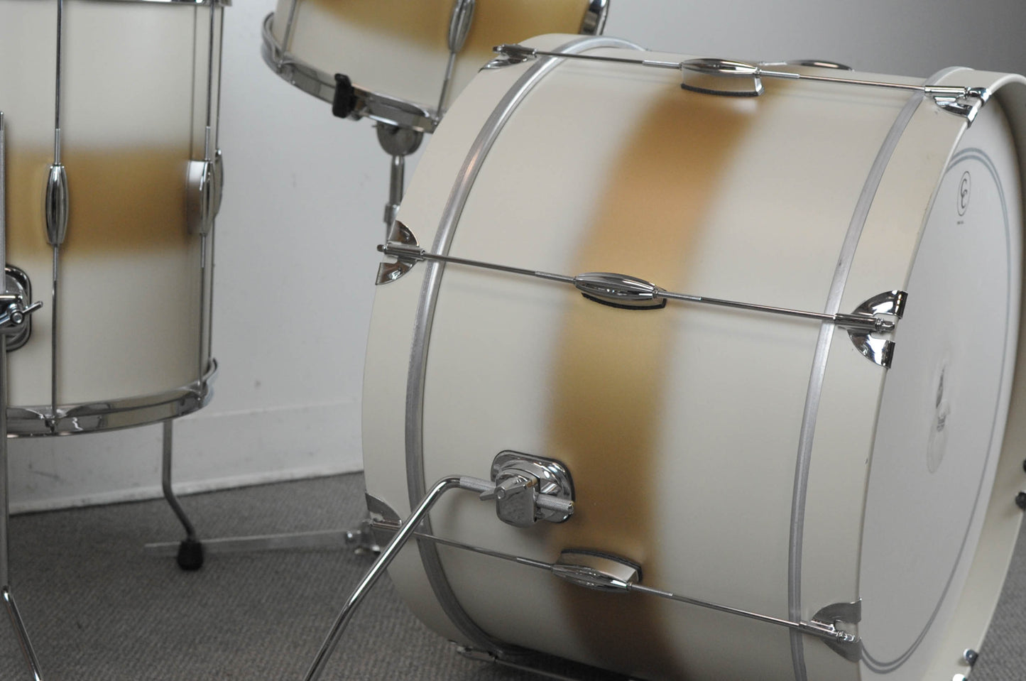 C&C Drum Co Player Date II Antique White & Gold Duco Drum Set