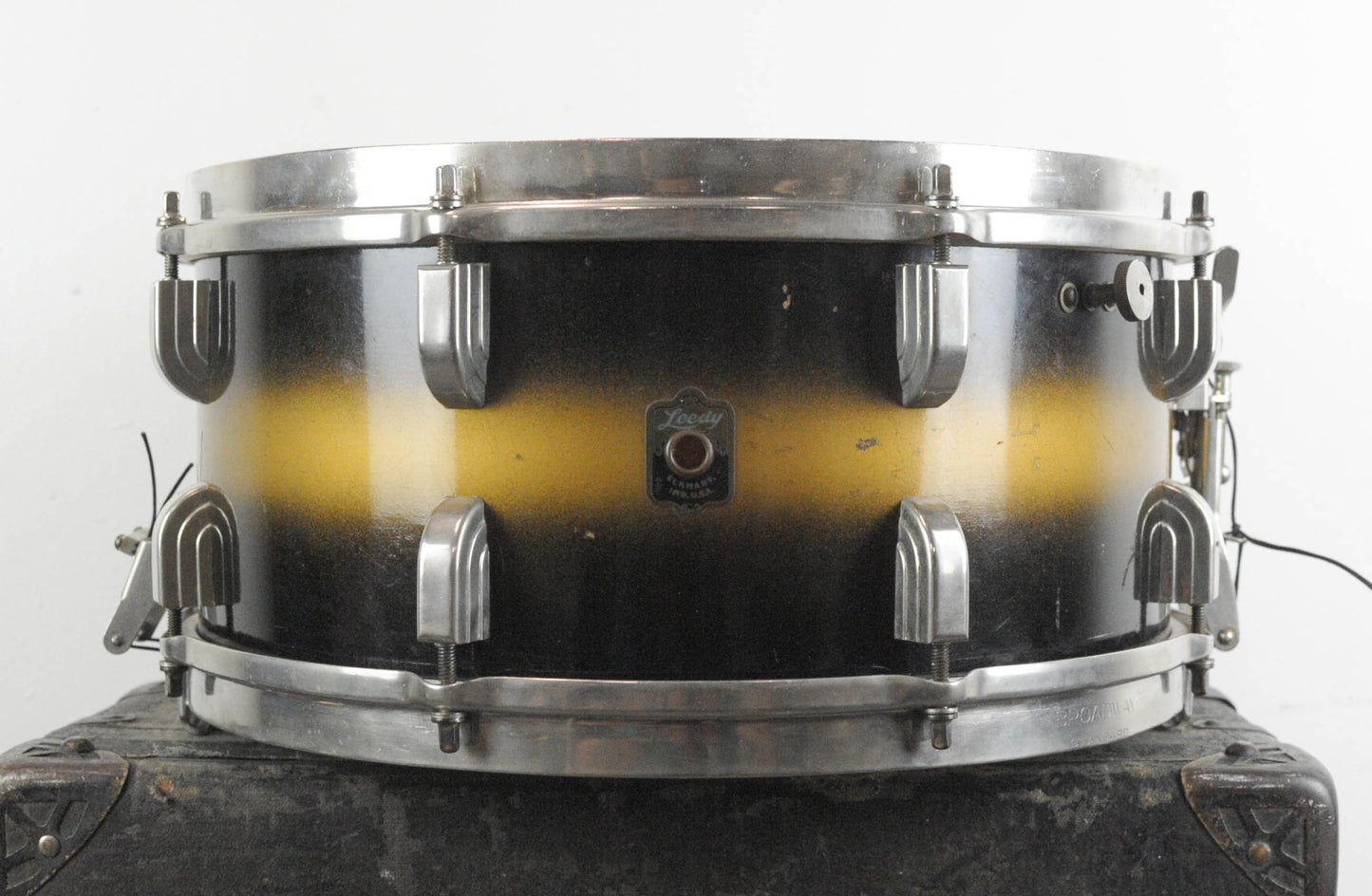 1940s Leedy 6.5x14 Broadway Standard Black & Gold Duco Snare Drum