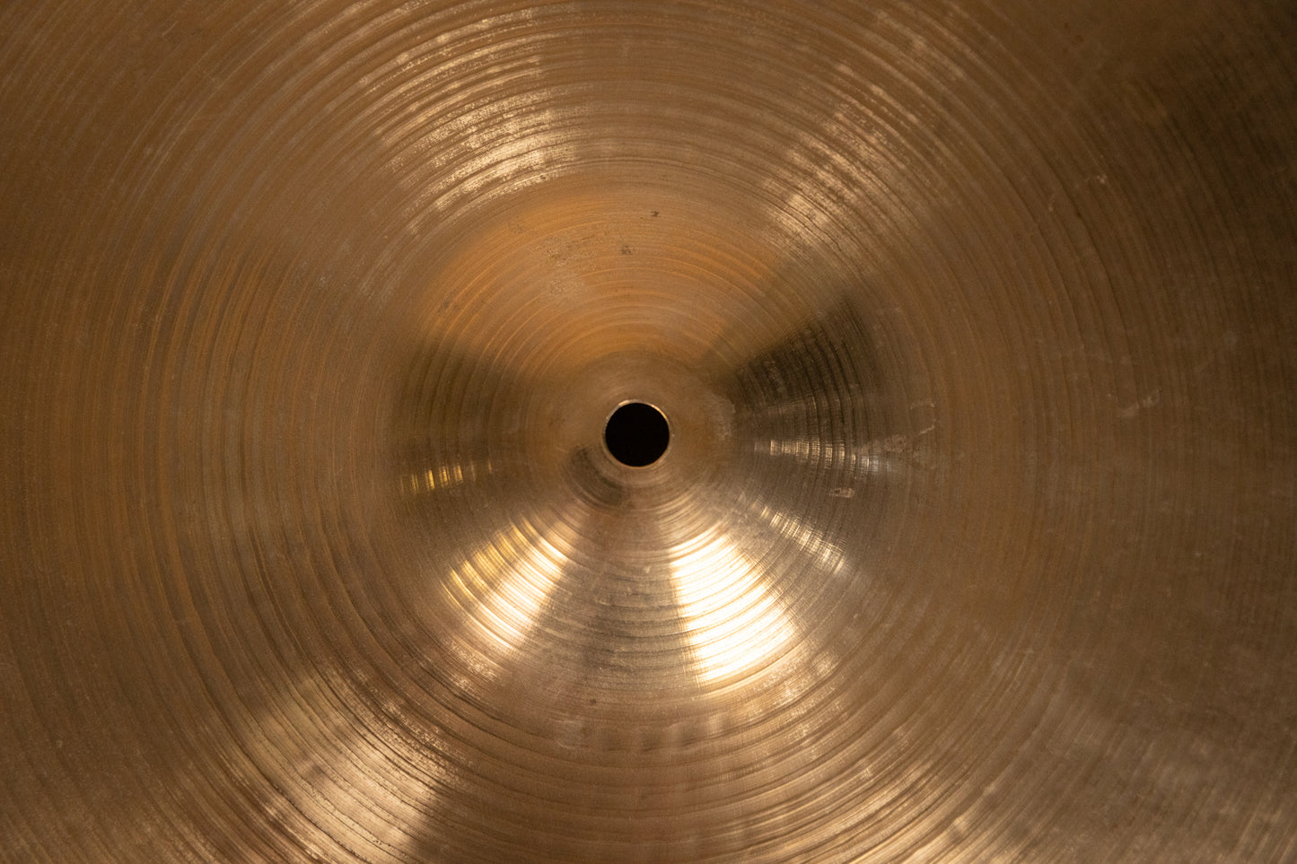 Zildjian 16" CO Stamp Medium Crash Cymbal 1173g