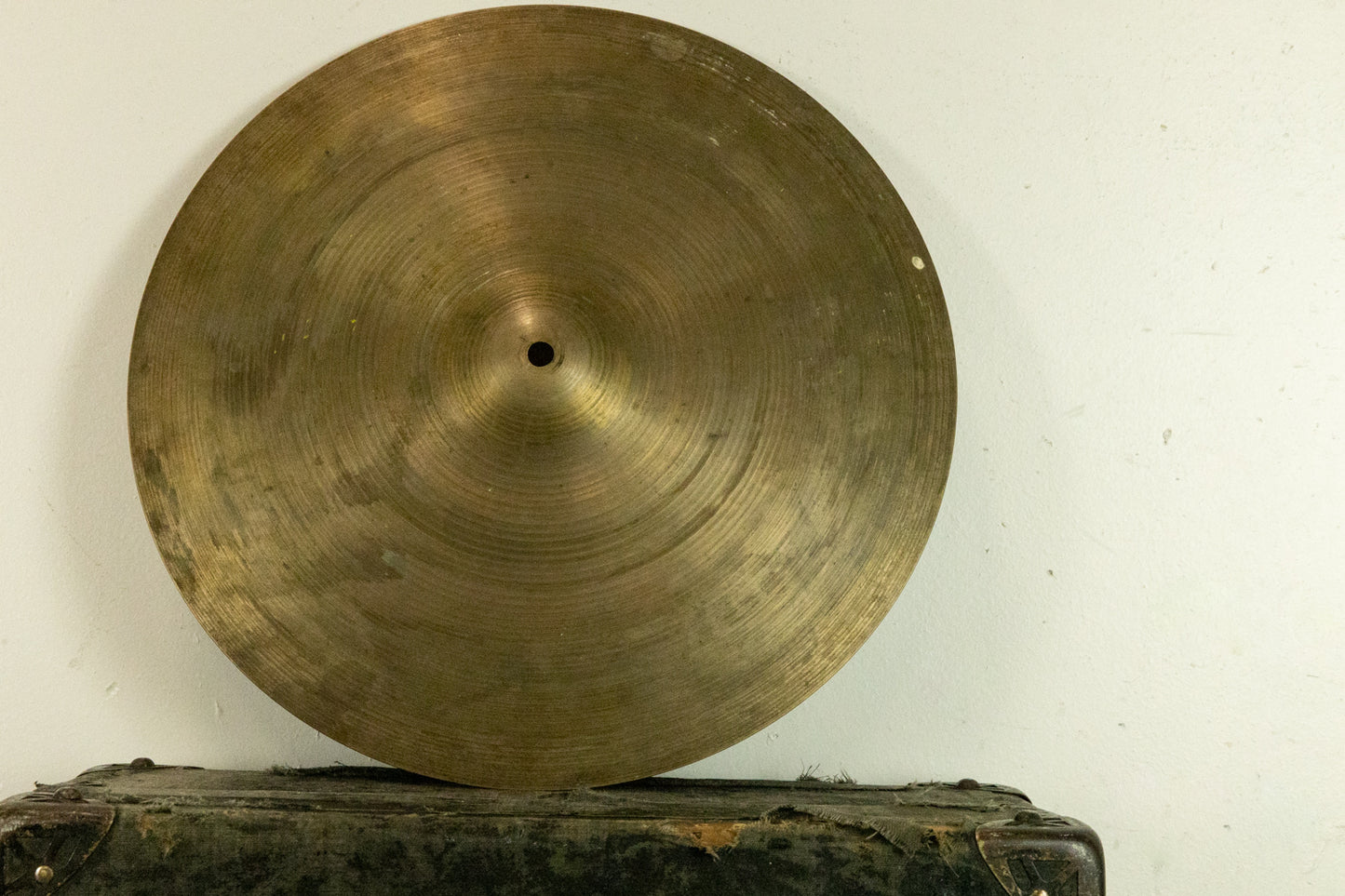 1960s Zildjian A 16" Crash Cymbal 960g