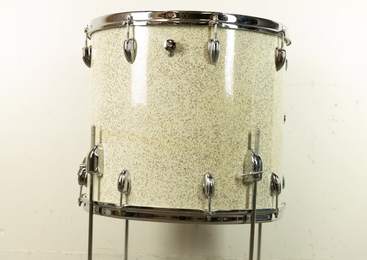 1970s Slingerland 16x18 Sparkling White Pearl Floor Tom