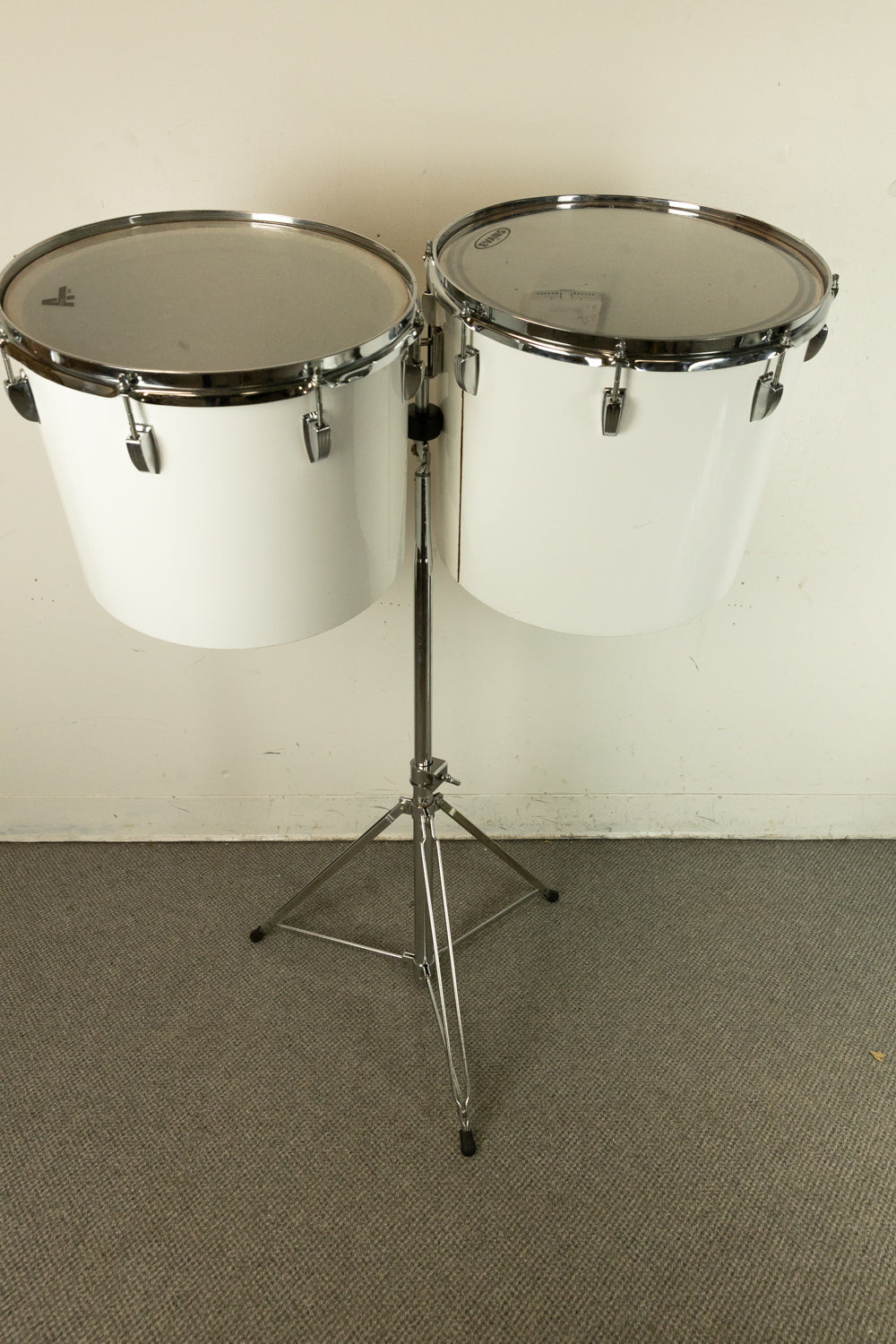 Ludwig White Cortex Quadraplus tahun 1970-anLudwig White Cortex Quadraplus tahun 1970-an  