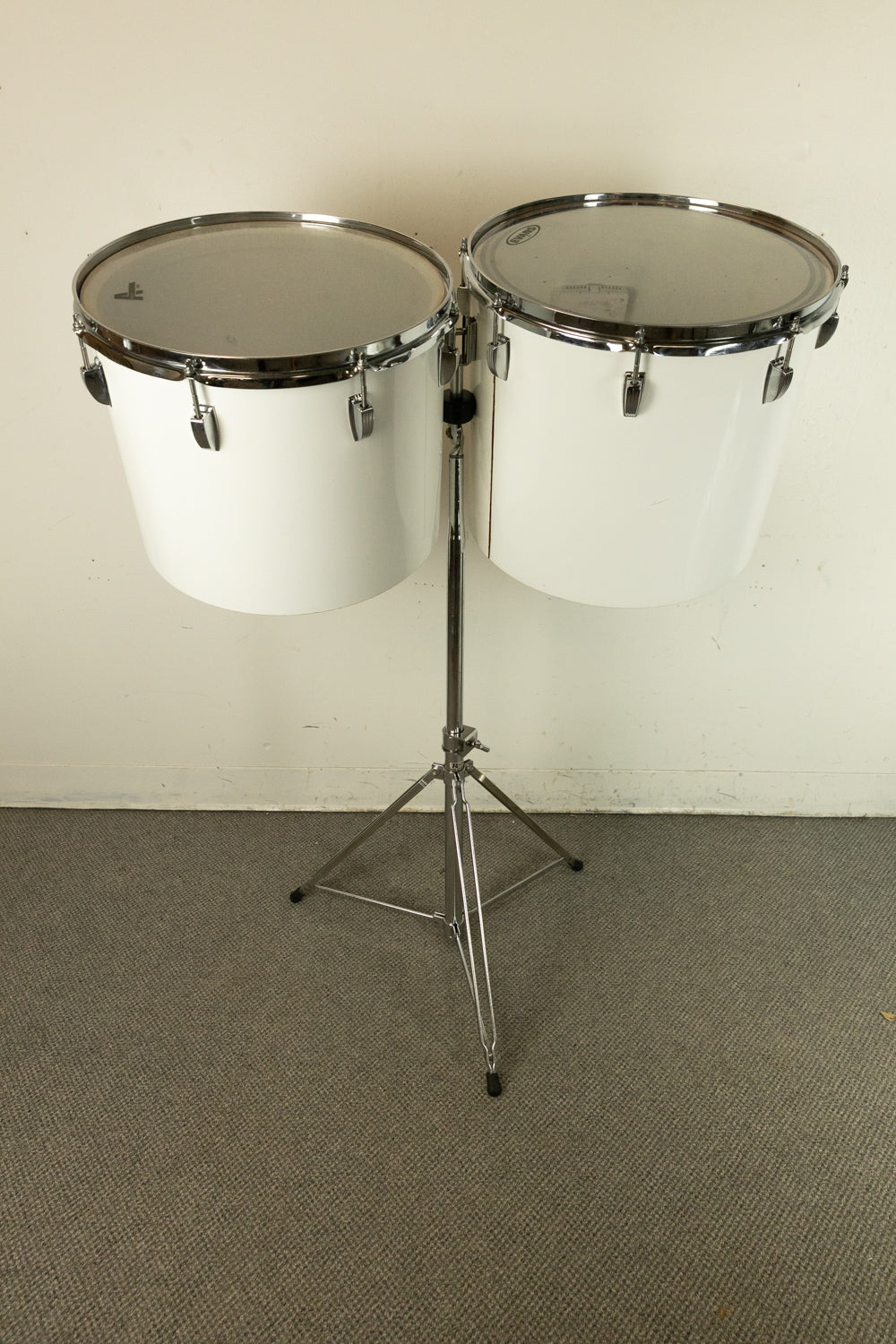 1970s Ludwig White Cortex Quadraplus Drum Set