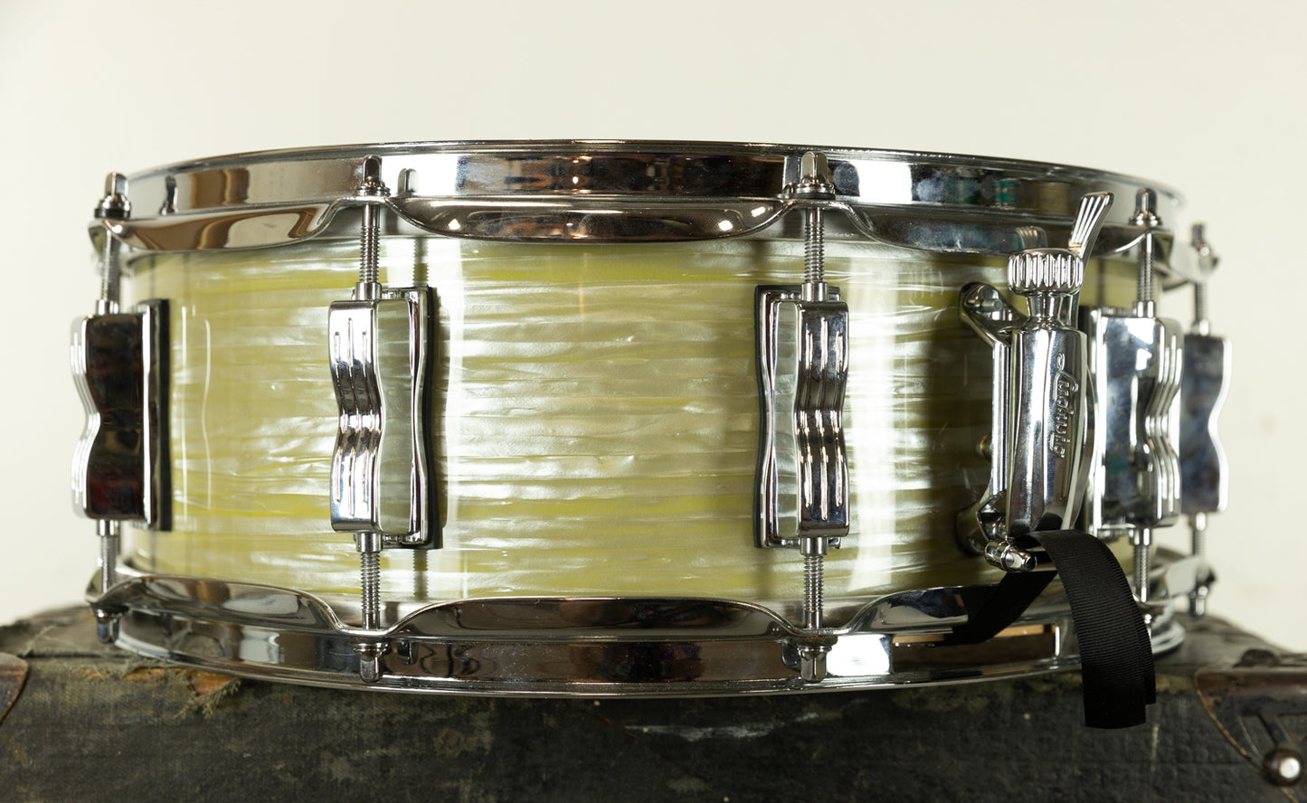 Ludwig Classic Maple 5x14 Olive Oyster Snare Drum