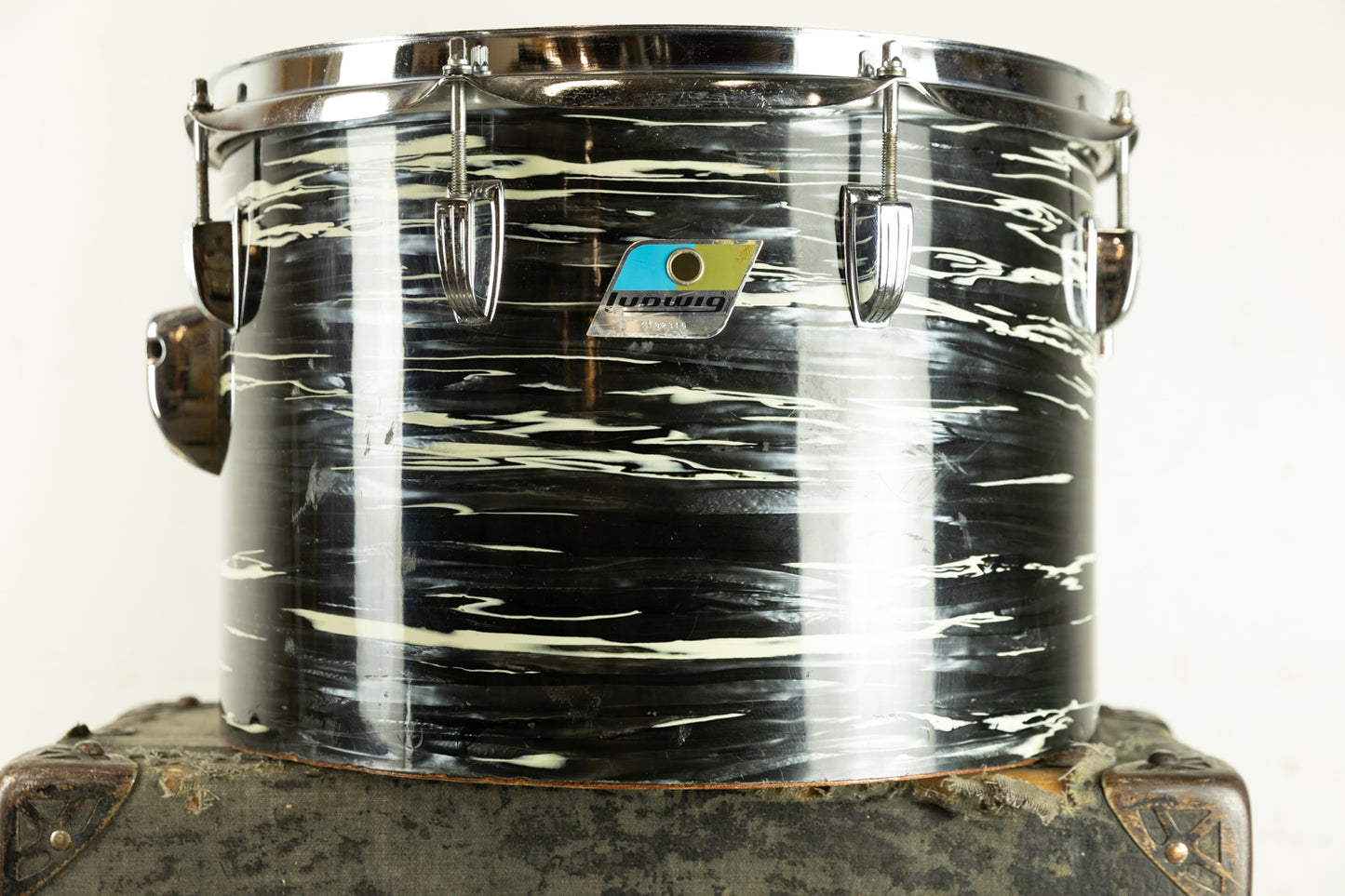 1970s Ludwig 10x15 Oyster Black Pearl Tom