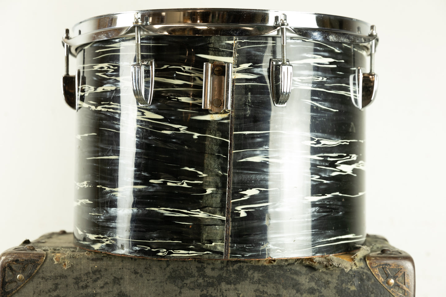 1970s Ludwig 10x15 Oyster Black Pearl Tom