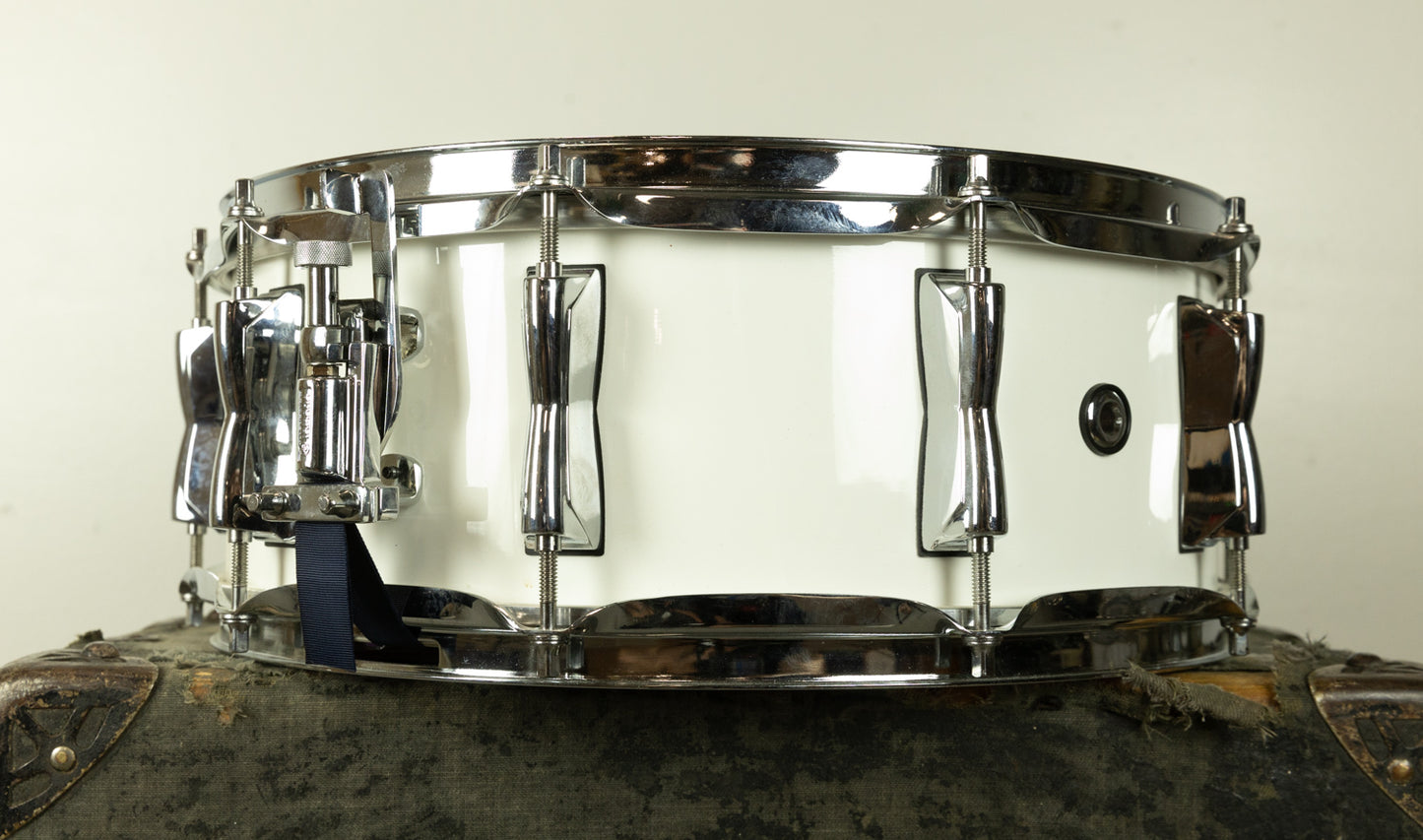 Yamaha 5.5x14 SBS1455 Stage Custom Birch Pure White Snare Drum