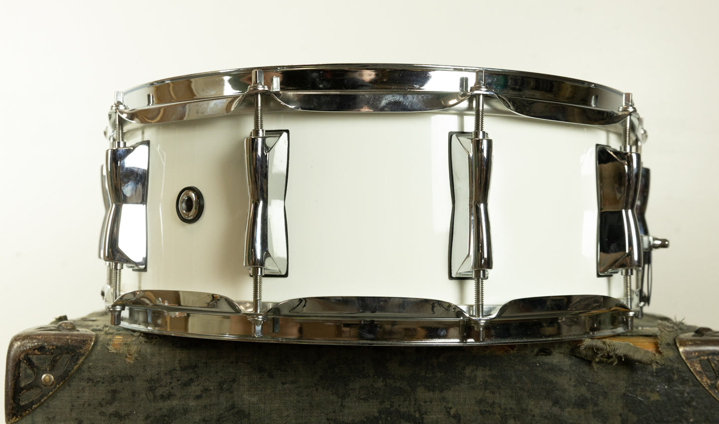 Yamaha 5.5x14 SBS1455 Stage Custom Birch Pure White Snare Drum