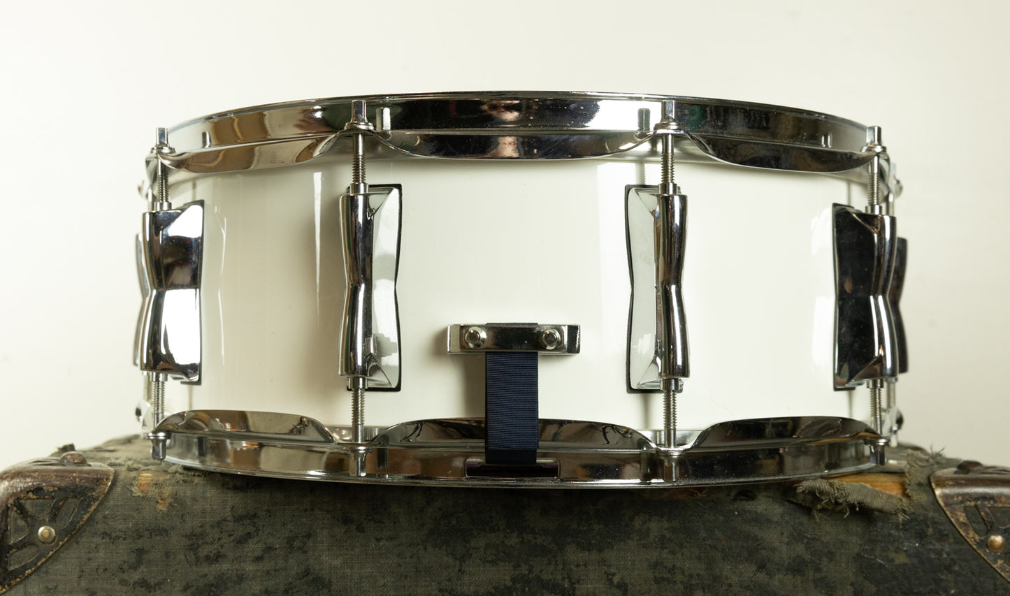 Yamaha 5.5x14 SBS1455 Stage Custom Birch Pure White Snare Drum