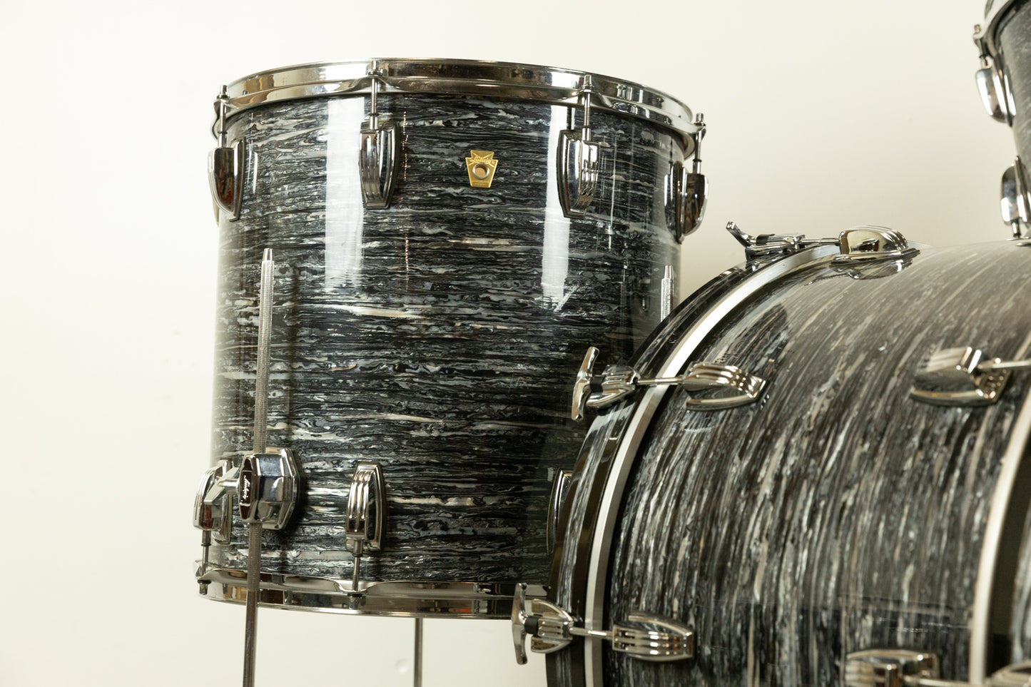 2014 Ludwig Legacy Maple Oyster Black Pearl Drum Set