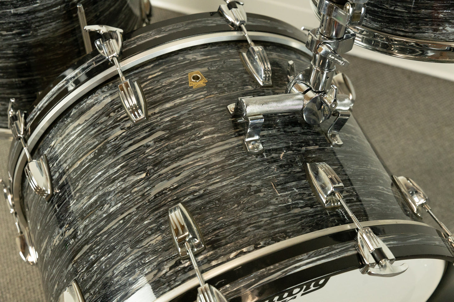 2014 Ludwig Legacy Maple Oyster Black Pearl Drum Set