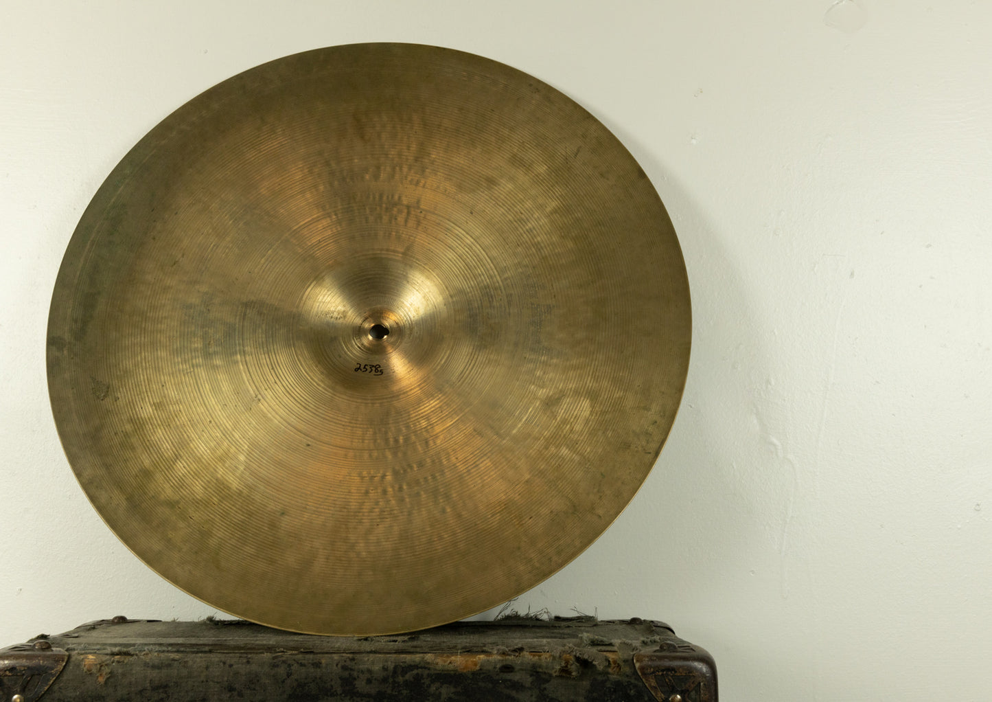 1960s Zildjian A 20 Medium Ride Cymbal 2358g