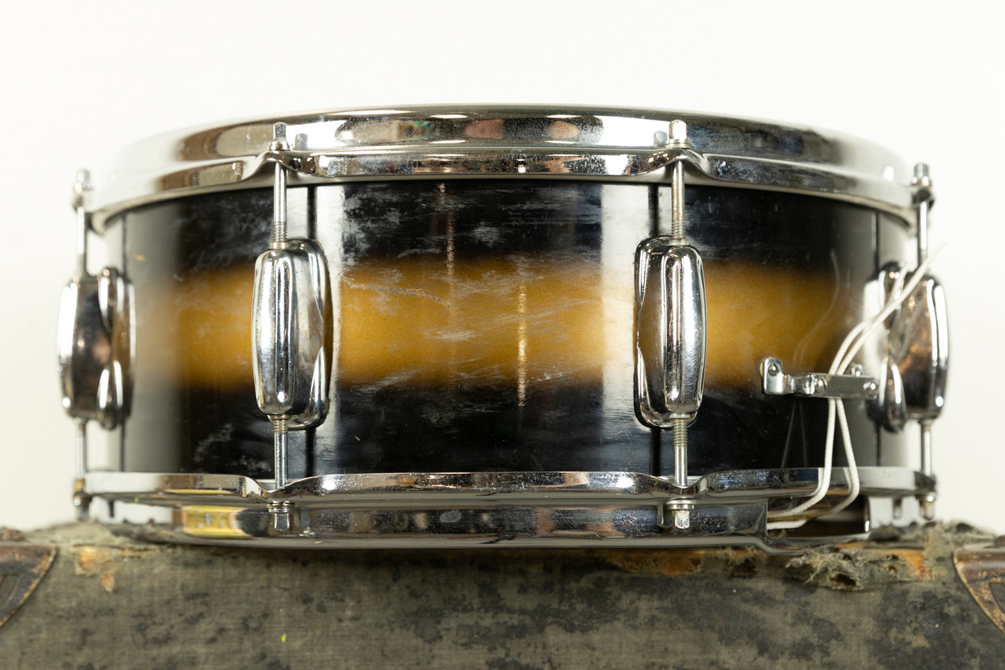 1960s Slingerland 5x14 Hollywood Ace Black & Gold Duco Snare Drum