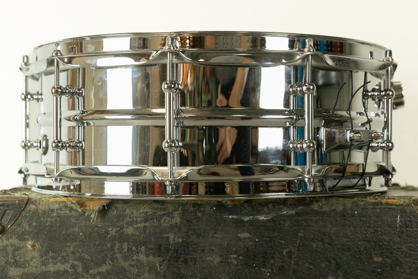 DFD 5x14 Chrome Seamless Aluminum Snare Drum