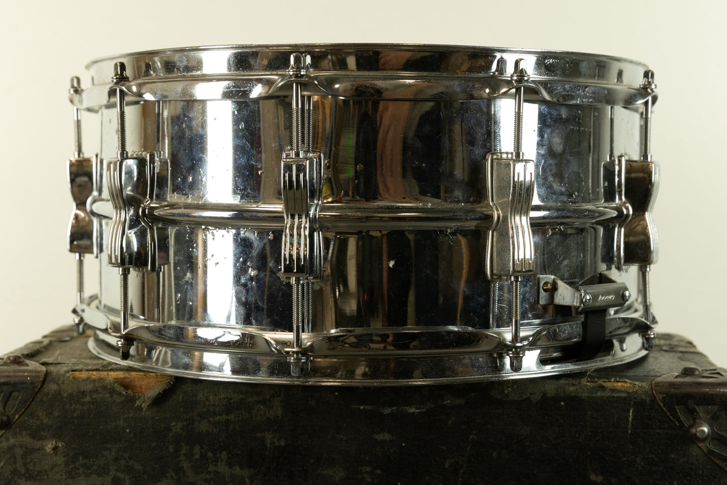 1980s Ludwig 6.5x14 "Chicago" LM402 Snare Drum