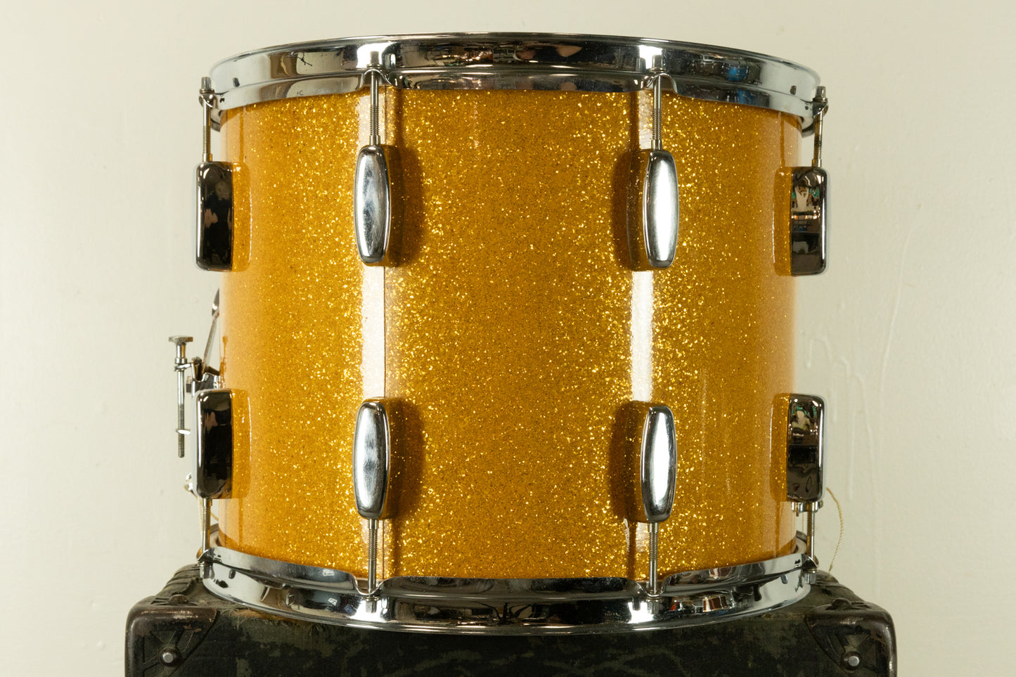 1950s Rogers 12x15 Yorktown Sparkling Gold Pearl Parade Drum