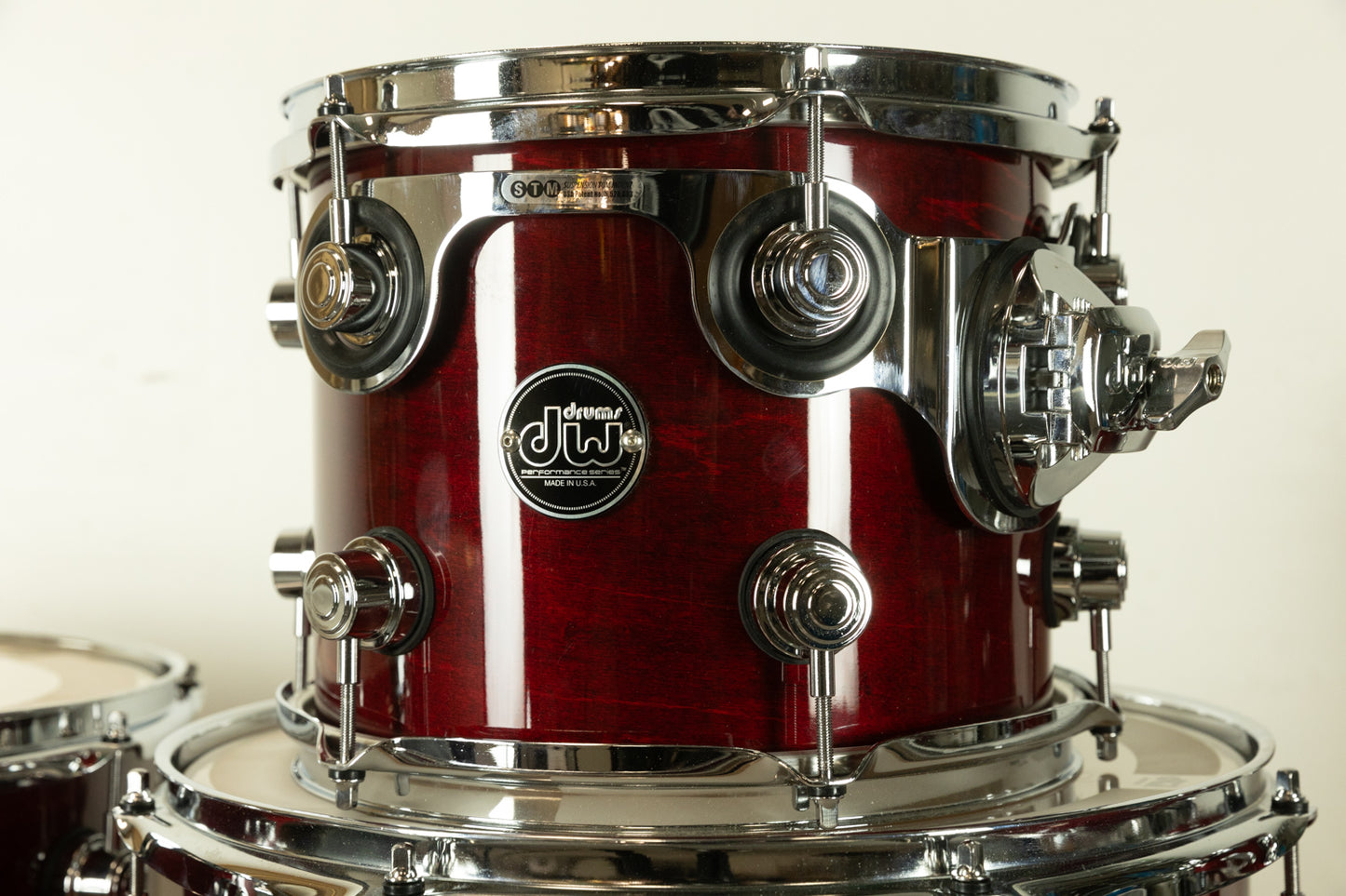 DW Performance Cherry Stain Drum Set