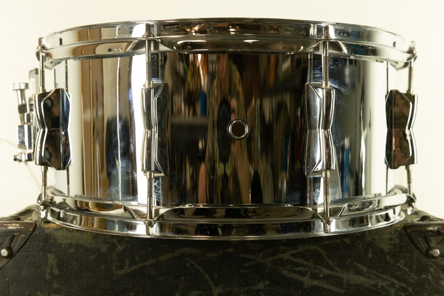 Yamaha SD-246 6.5" x 14" Chrome Over Steel Snare Drum