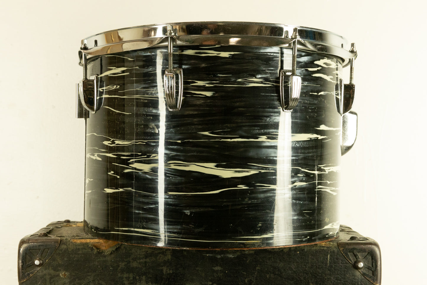 1970s Ludwig 10x15 Oyster Black Pearl Tom