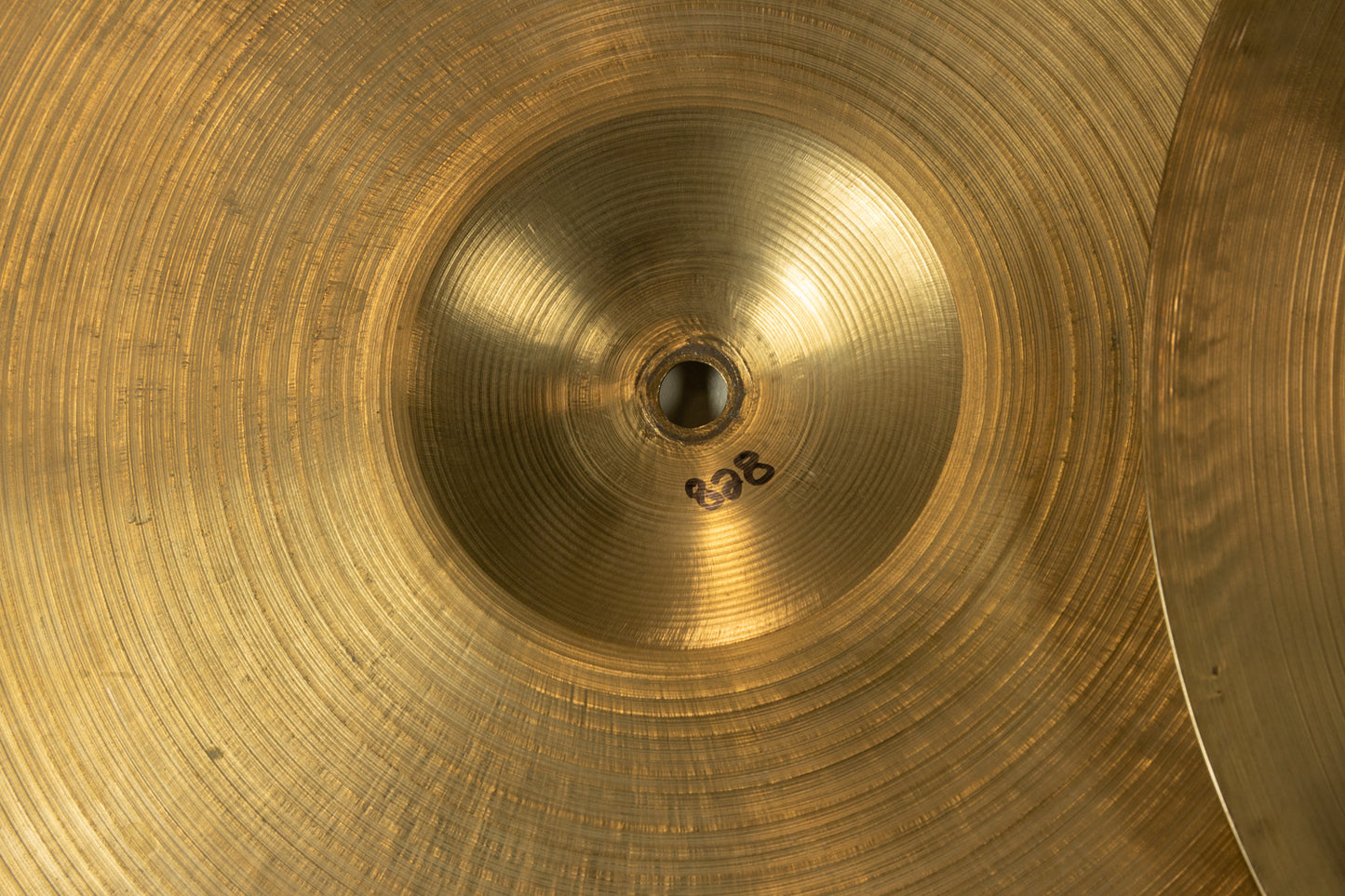 1960s Zildjian A 14" New Beat Hi Hat Cymbals 828g 1049g