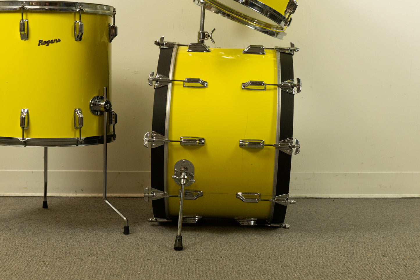 Vintage Rogers "Bumble Bee" Londoner Drum Set