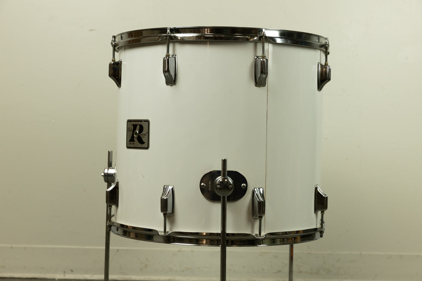 1970s Rogers 16x18" New England White "Big R" Floor Tom