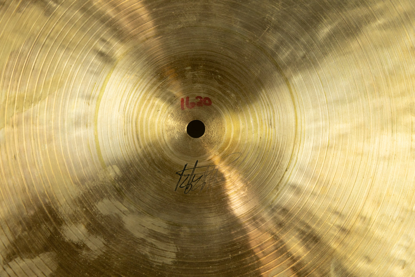 Zildjian K Istanbul 18" New Stamp Medium Ride Cymbal 1620g