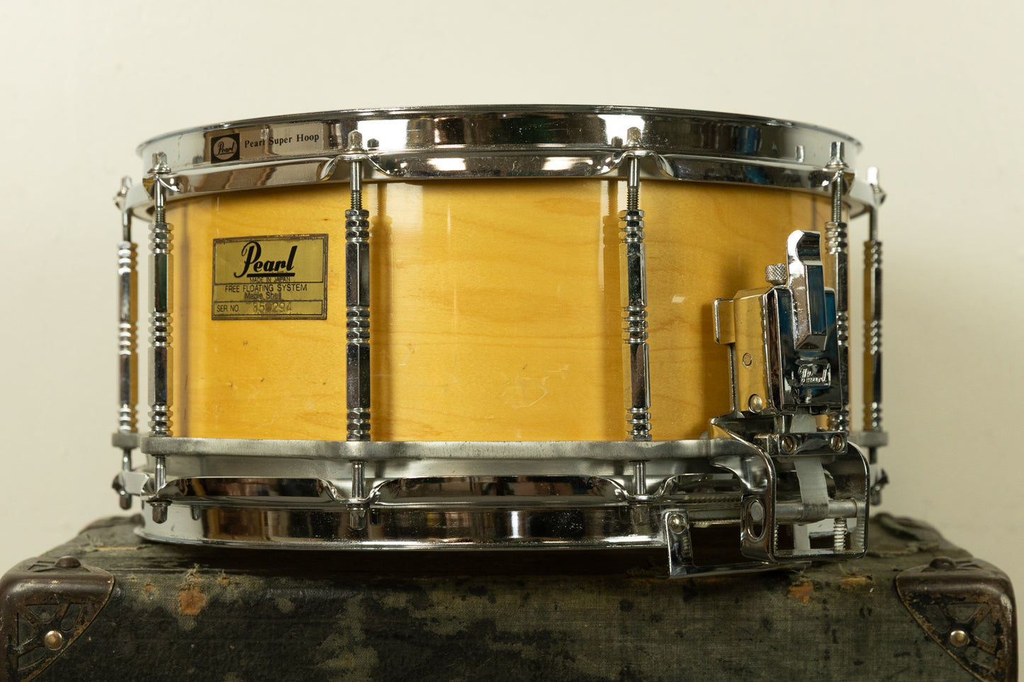 1980s Pearl 6.5x14 Maple Free-Floating Snare Drum