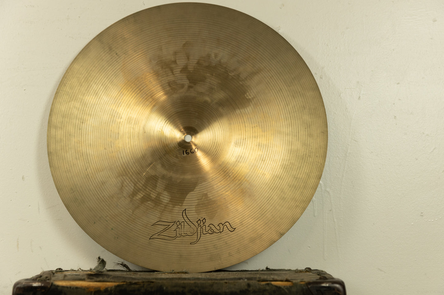 Zildjian 18" A Hollow Logo Medium Ride Cymbal 1660g