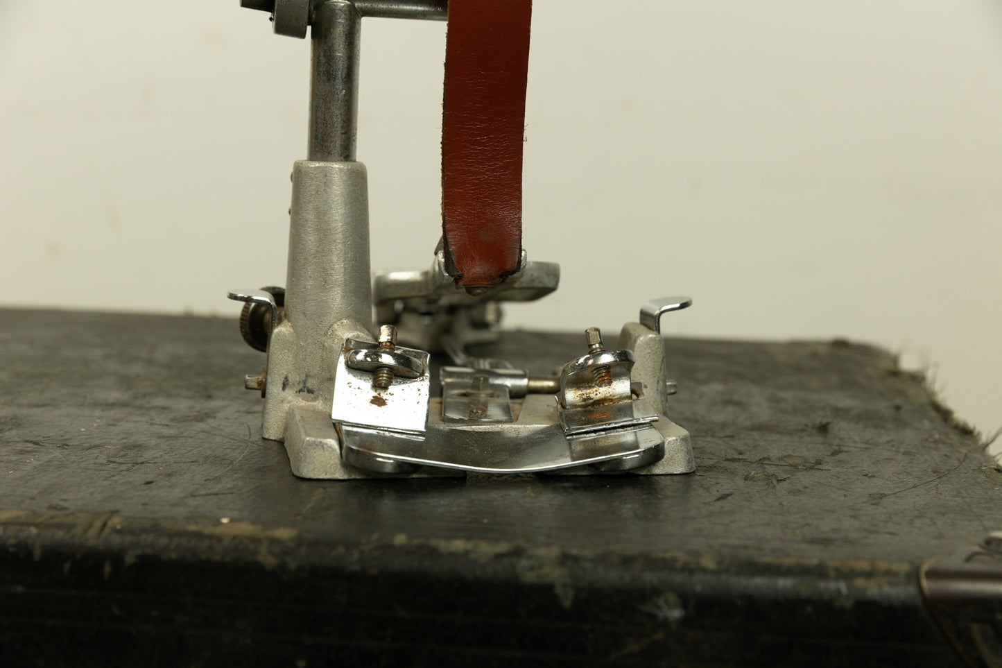 Vintage Rogers First Generation "Solid Board" Swivomatic Bass Drum Pedal #395