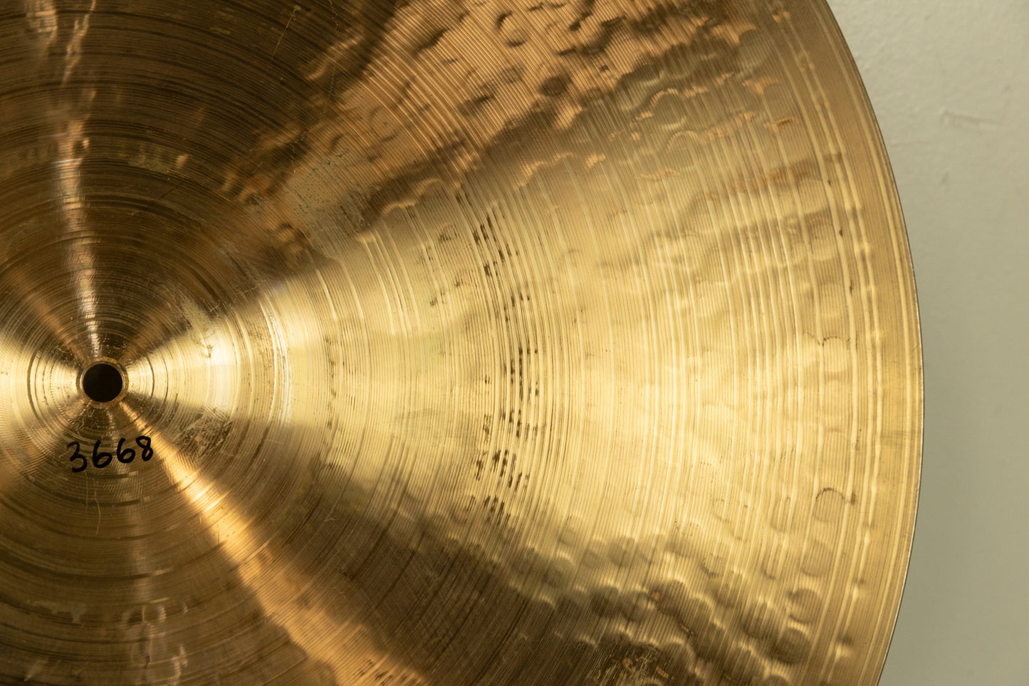 Paiste 22" 2002 Heavy Ride Cymbal 3668g