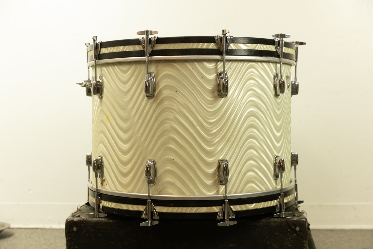 Vintage Ludwig 14x22 Standard White Astro Bass Drum