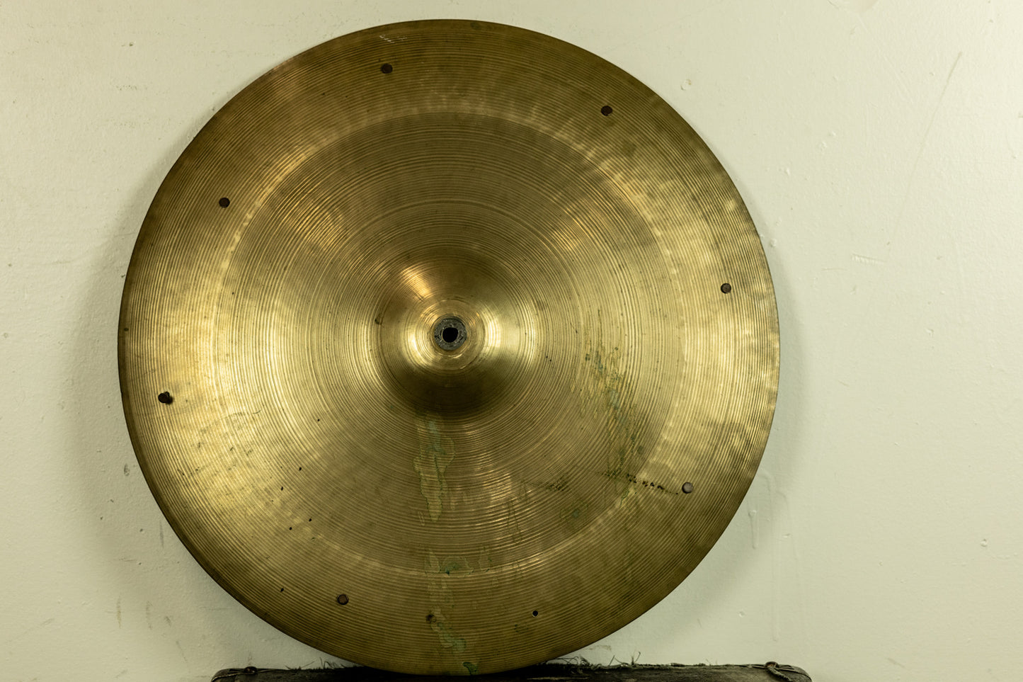 Vintage Zildjian A 20" Trans Stamp Sizzle Ride Cymbal 1690g
