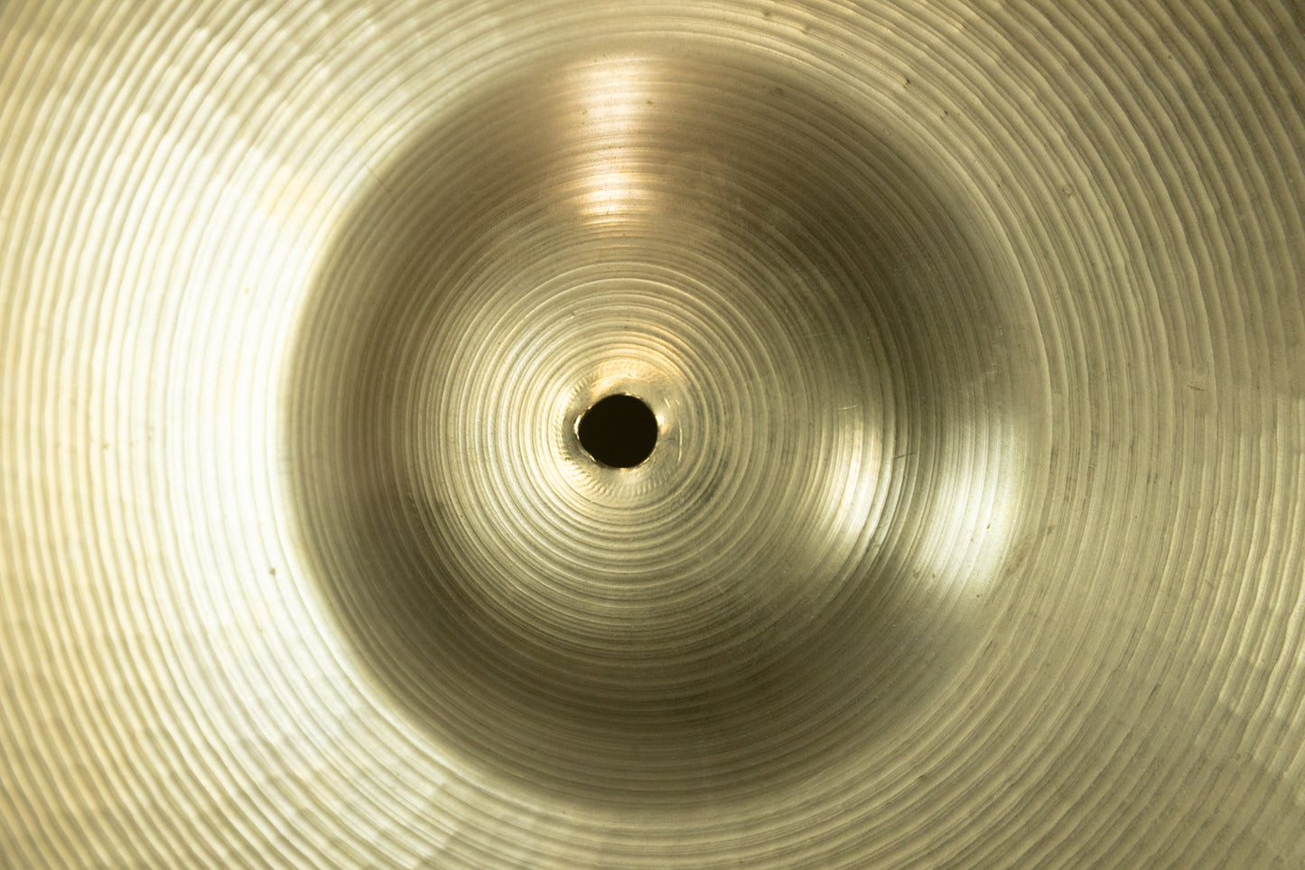 Paiste Ludwig Standard 20" Thin Crash Cymbal 1815g