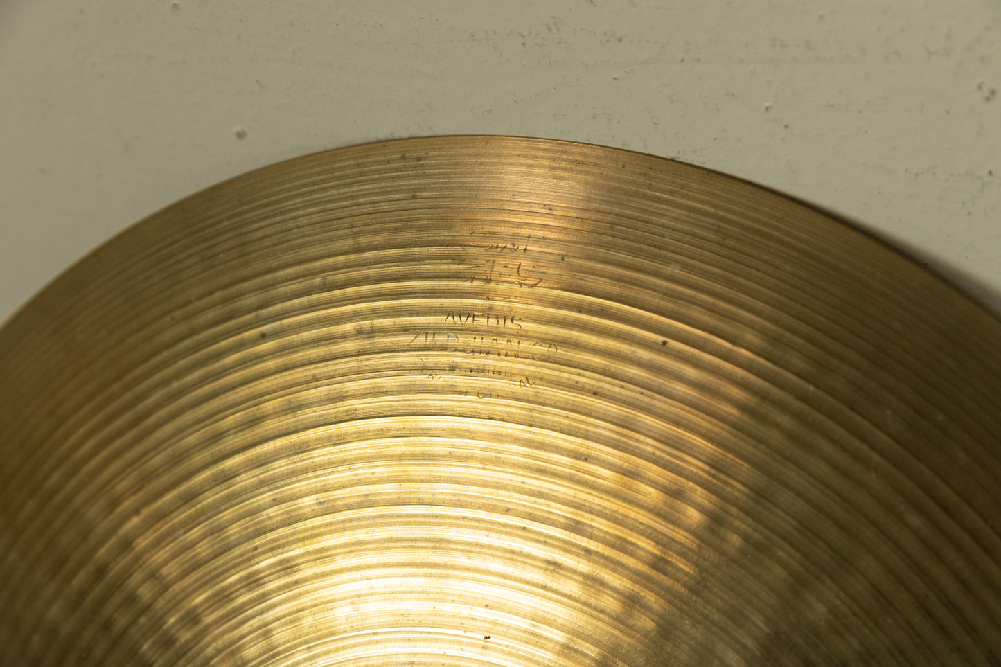 1960s A Zildjian 14" New Beat Hi Hat Cymbals 813g 1284g
