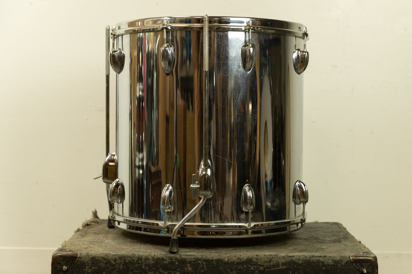 1970s Slingerland 16x16 Chrome Over Wood Floor Tom