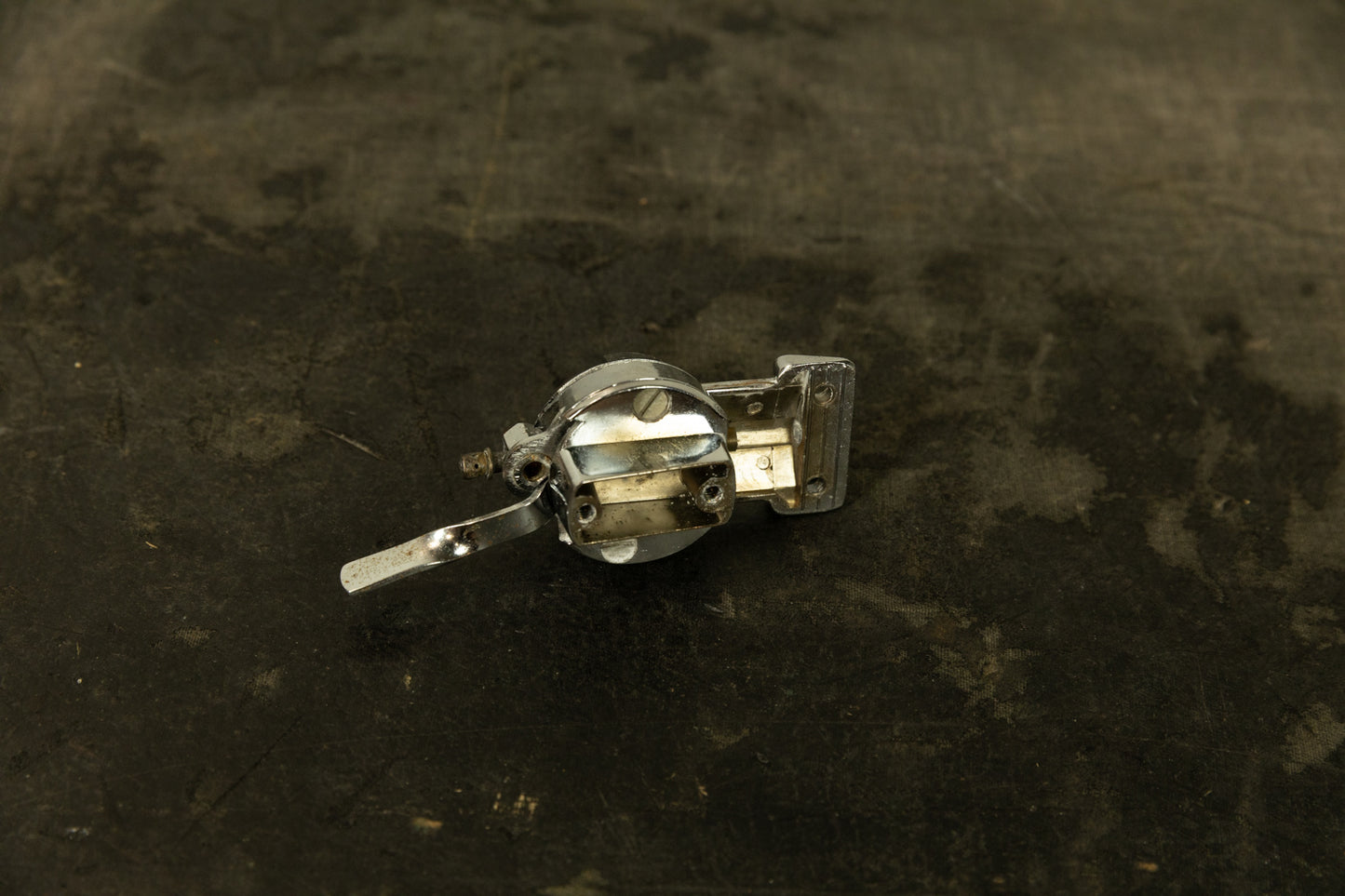 Vintage Rogers Permatension "Clock Face" Throw-Off