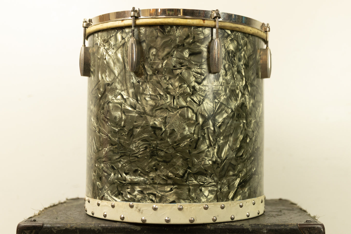 1940s Slingerland 16x16 Black Diamond Pearl Tom