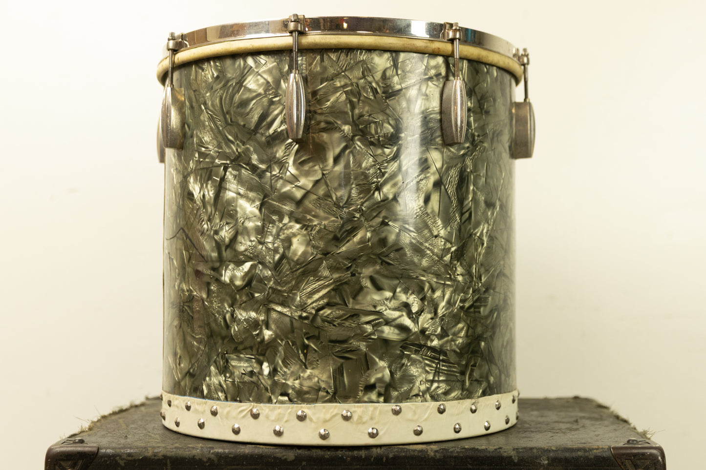 1940s Slingerland 16x16 Black Diamond Pearl Tom