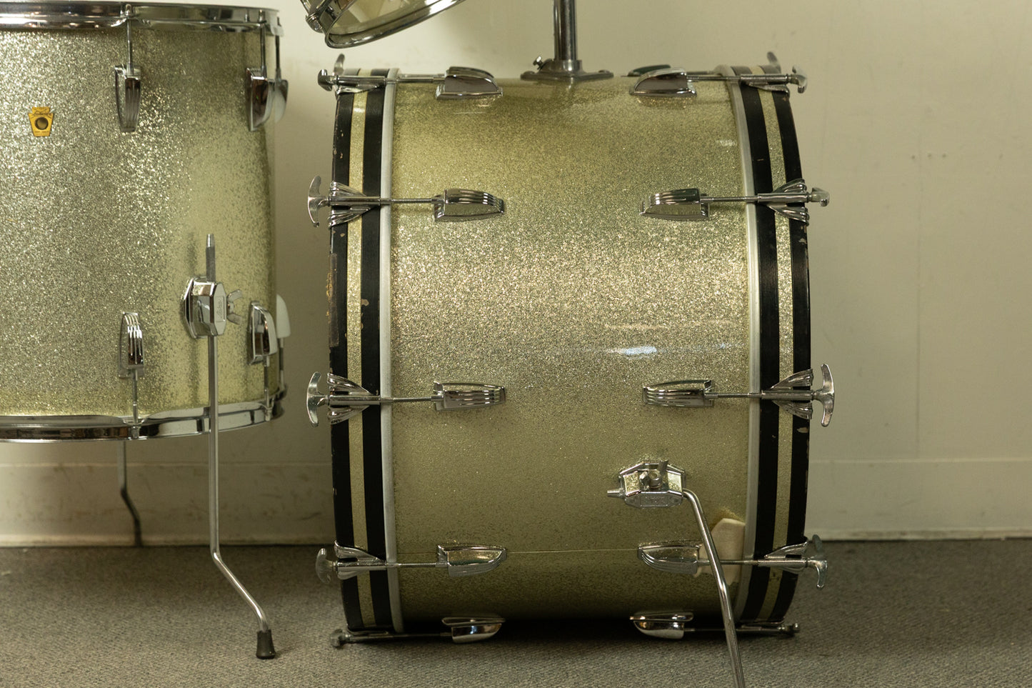 1967 Ludwig Silver Sparkle Hollywood Drum Set
