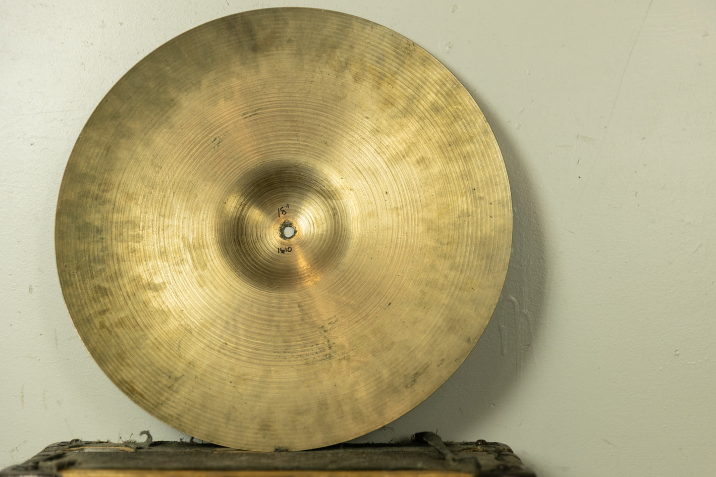 1970s Zildjian 18" A Thin Stamp Crash Cymbal 1610g