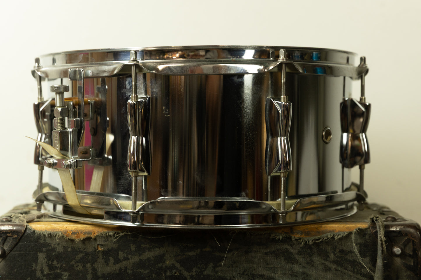Yamaha SD-246 6.5" x 14" Chrome Over Steel Snare Drum