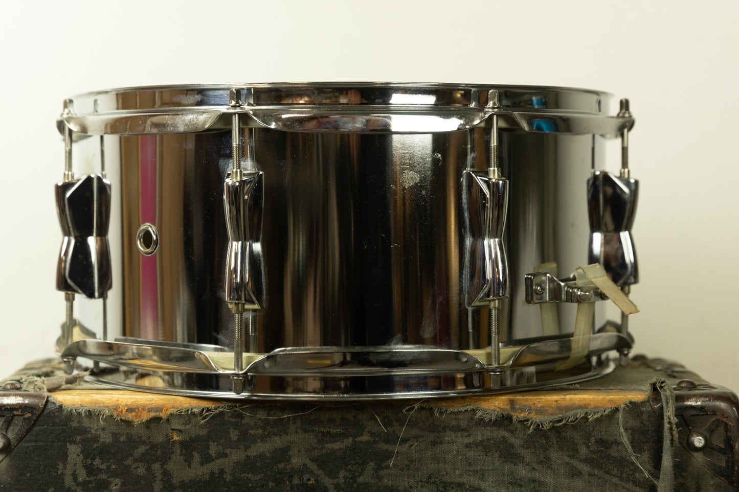 Yamaha SD-246 6.5" x 14" Chrome Over Steel Snare Drum
