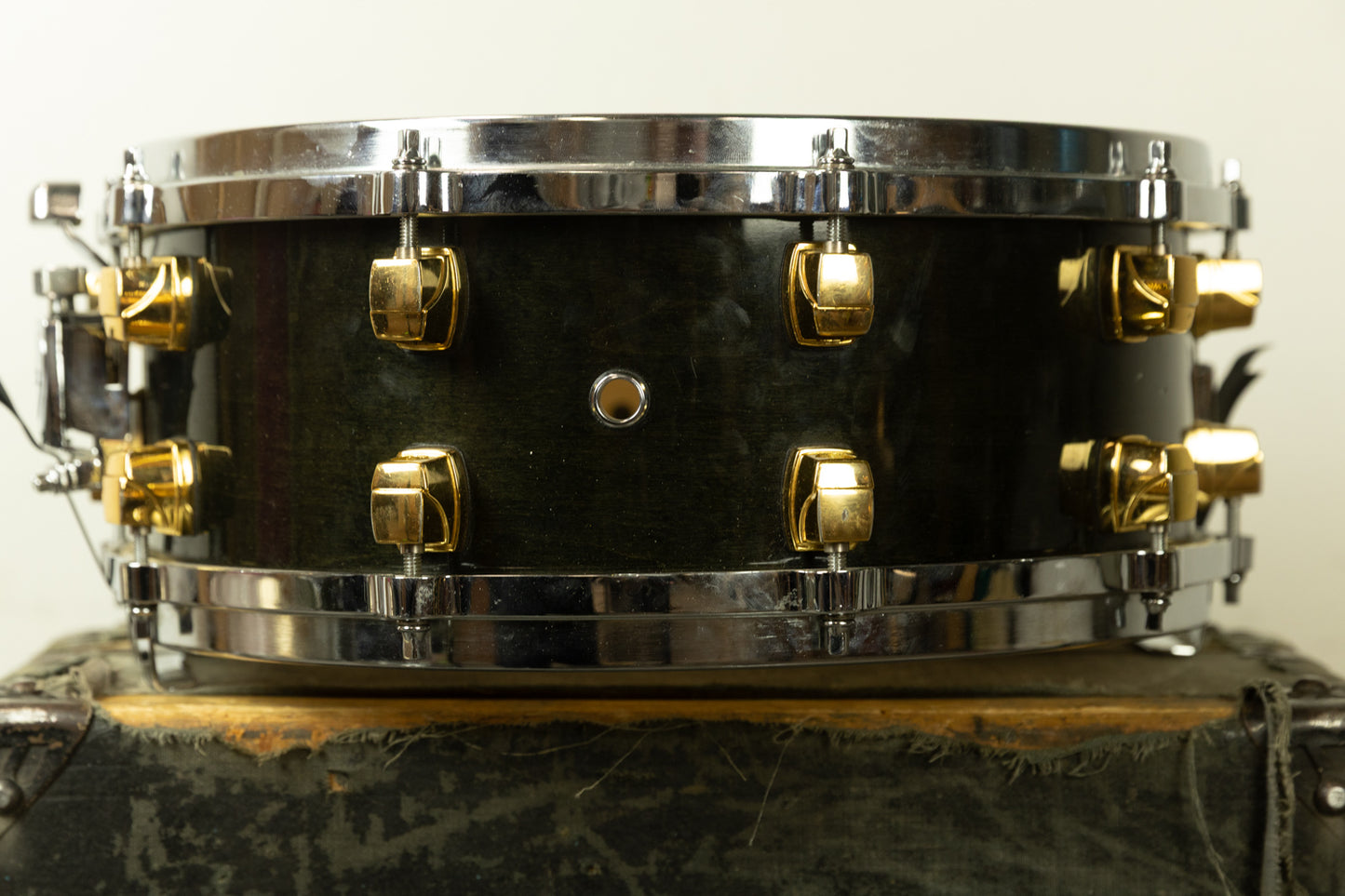 Yamaha 5.5x14 Maple Custom Ebony Lacquer Snare Drum