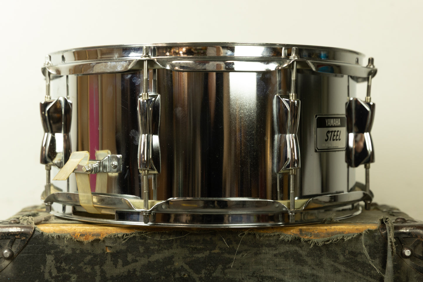 Yamaha SD-246 6.5" x 14" Chrome Over Steel Snare Drum